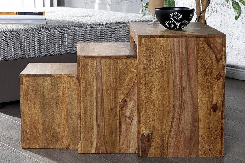 Table basse gigogne| La force du design, la douceur du foyer.