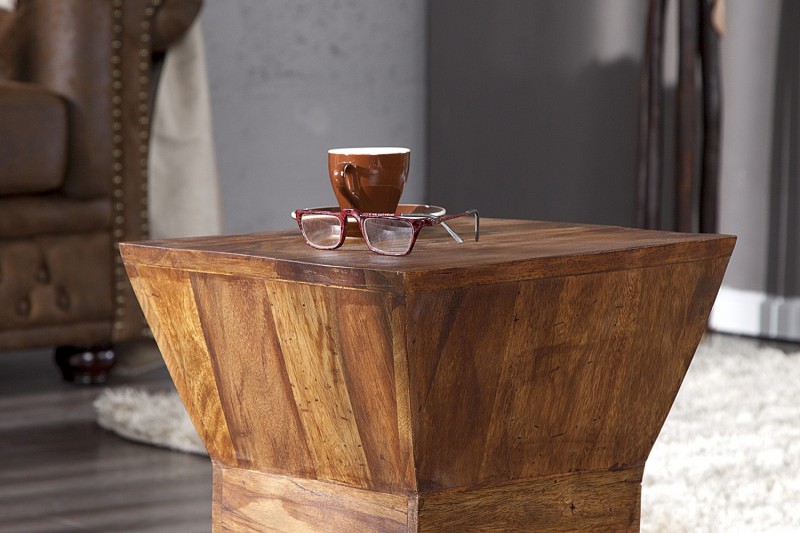 Tables d'Appoint| La force du design, la douceur du foyer.