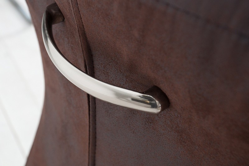 Chaises cantilever| La force du design, la douceur du foyer.