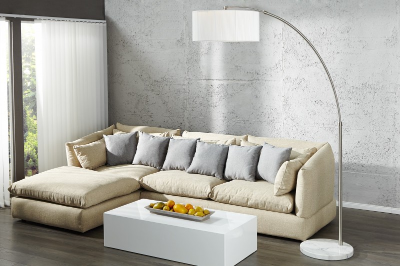 Lampadaires arc| La force du design, la douceur du foyer.