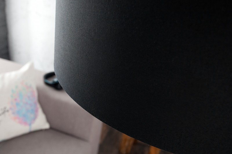 Lampadaires arc| La force du design, la douceur du foyer.