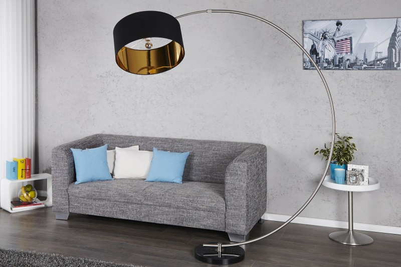 Lampadaires arc| La force du design, la douceur du foyer.