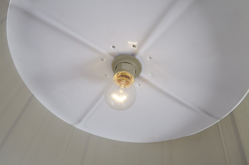 Lampadaires arc| La force du design, la douceur du foyer.