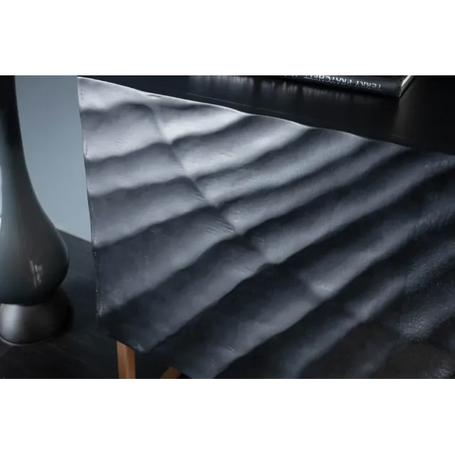 Meuble TV SCORPION 160 cm – Bois massif de manguier noir sculpté à la main, piètement doré