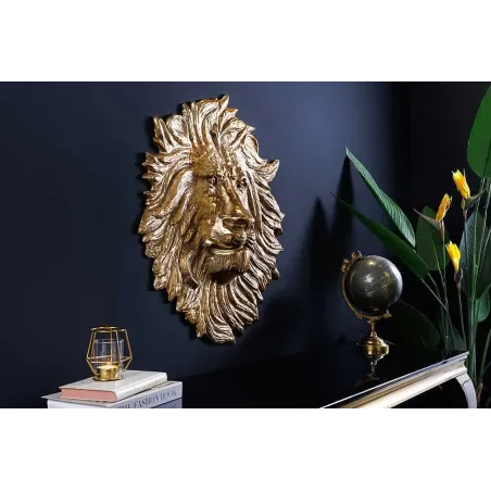 Décoration murale WILDLIFE LION 60 cm – Sculpture tête de lion dorée en métal, handmade