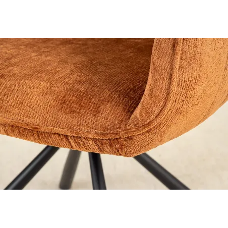 Chaise rétro pivotante UNIQUE – Revêtement chenille rouille/brun & pieds métal noir avec accoudoirs