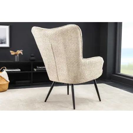 Fauteuil design scandinave – Tissu bouclé champagner greige avec accoudoirs et pieds en métal noir