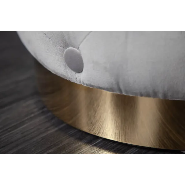 Pouf design baroque moderne – Velours gris clair & base dorée – 37 cm