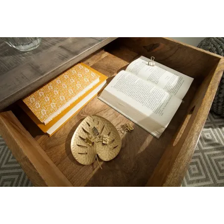 Tables d'Appoint| La force du design, la douceur du foyer.