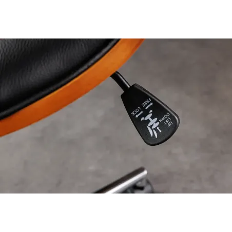 Chaise de bureau pivotante similicuir noir moderne MANHATTAN 44–54 cm