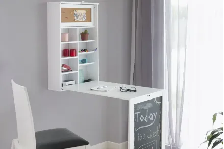 Bureau mural rabattable blanc — ardoise, liège et étagères intégrées