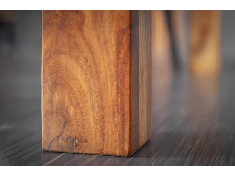 Table en bois massif| La force du design, la douceur du foyer.