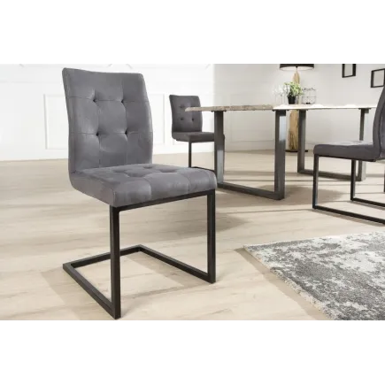 Lot de 2 chaises capitonnées de coloris gris