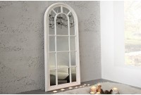 Miroirs| La force du design, la douceur du foyer.