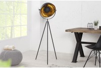 Lampadaires trépied| La force du design, la douceur du foyer.