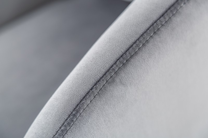 Chaises de bureau| La force du design, la douceur du foyer.