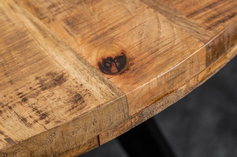 Table en bois massif| La force du design, la douceur du foyer.