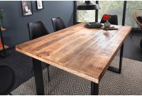 Table en bois massif| La force du design, la douceur du foyer.