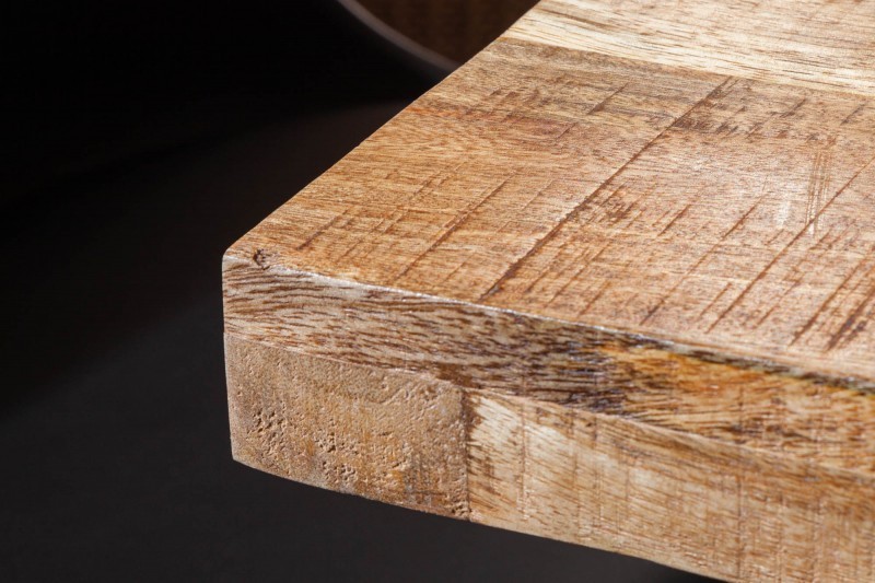 Table en bois massif| La force du design, la douceur du foyer.
