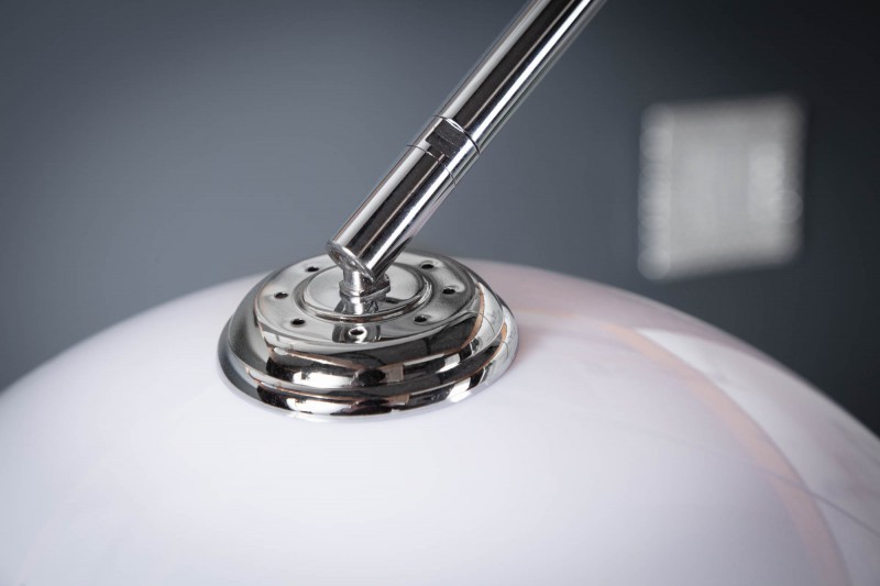 Table carrée| La force du design, la douceur du foyer.