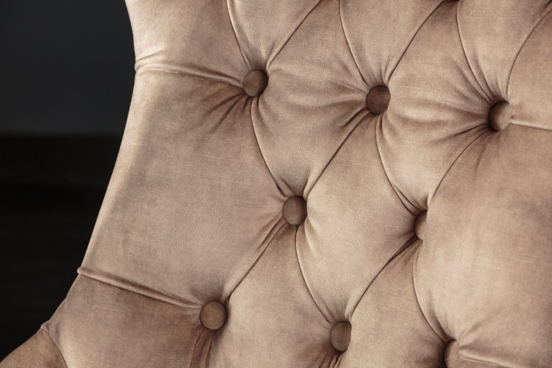 Chaises capitonnées| La force du design, la douceur du foyer.